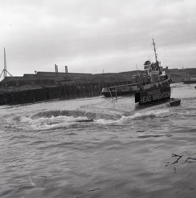 A Launching of dock gates