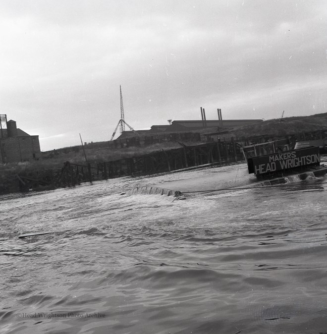 A Launching of dock gates