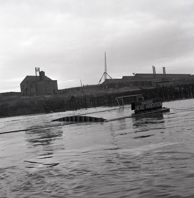 A Launching of dock gates