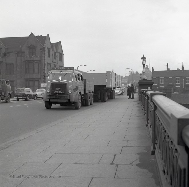 Transport of Cumberland Bridge Main Girder