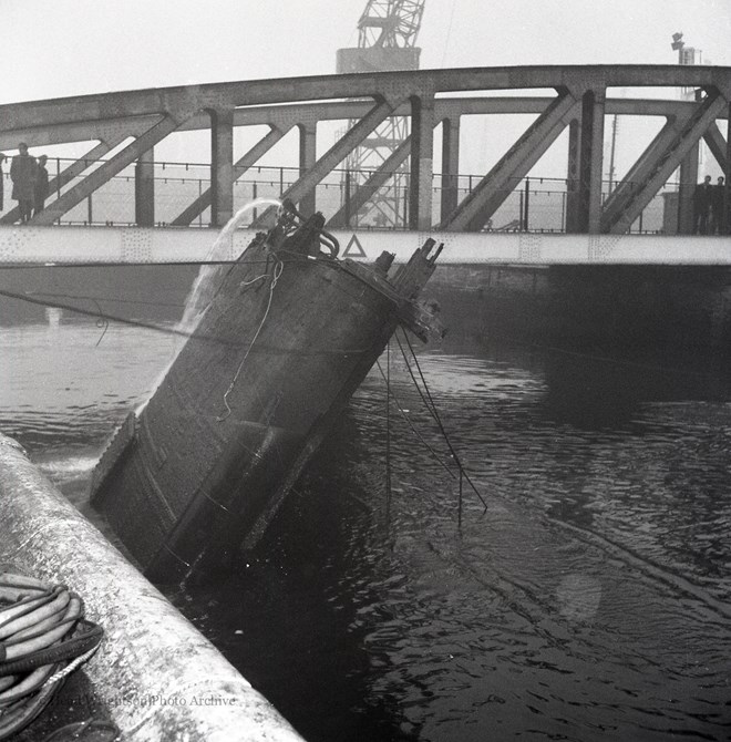 Middlesbrough Dock Gates Showing Pintle