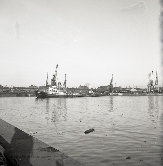 Tema Dock Gate Leaving Middlesbrough