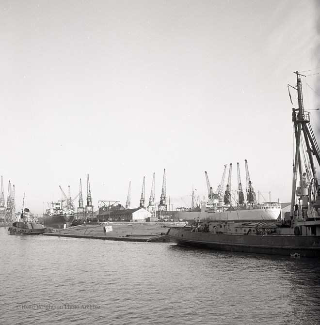 Tema Dock Gate Leaving Middlesbrough