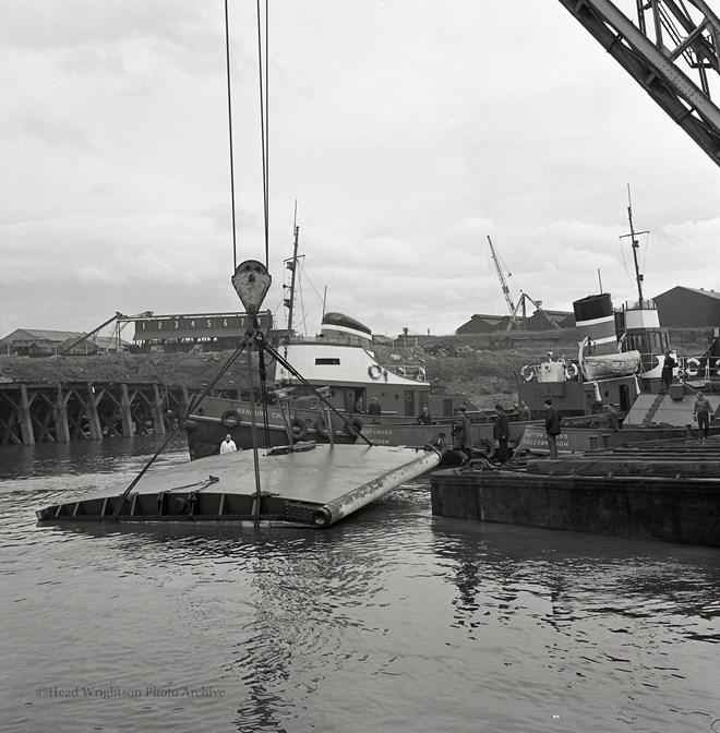 Floating Crane. Boston Dock Gate
