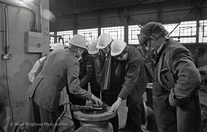 11 & 12 Dec 1978. Tour of factory for 'Insight To Engineering' course students.