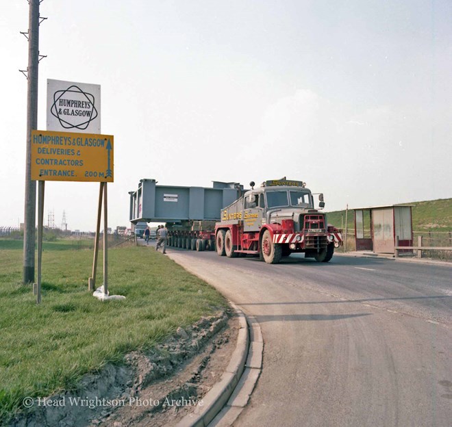 117 tonne structure on back of Sunters wagon (Tioxide, Greatham Works)