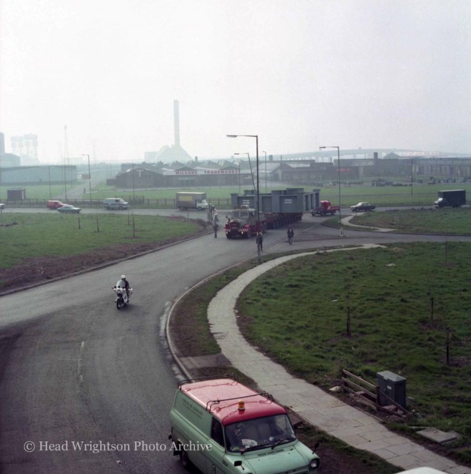 117 tonne structure on back of Sunters wagon, Haverton Hill Roundabout (A19)