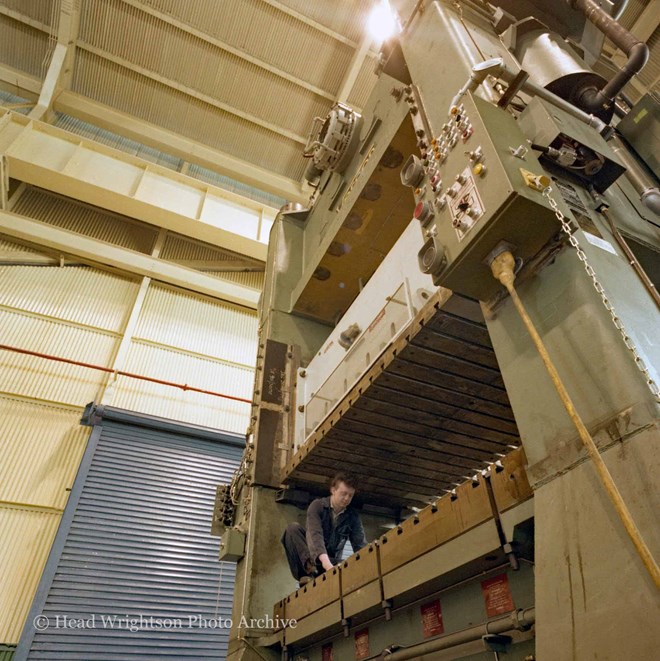 Construction of two large Verson Stamping Press in workshops