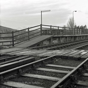 HW1498-18051D