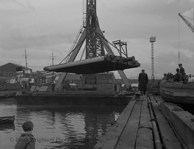 Lifting of Dockgate by Mobile Floating Crane