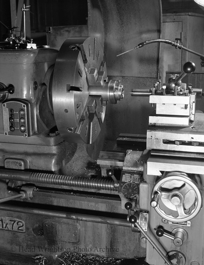 Lathe and turret with special cutting tool