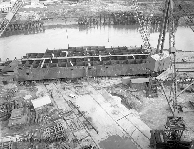 PROGRESS OF GUARD GATE AT HW TEESDALE SLIPWAY