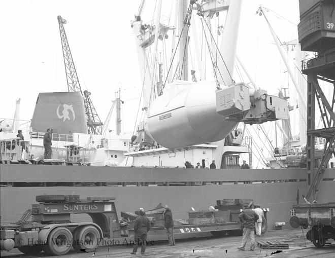 Loading of Treadmill onto Rio Panama