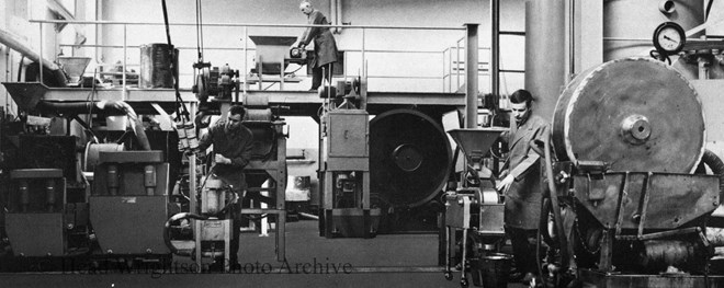 copy neg of interior of pilot plant