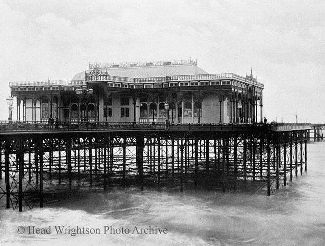 St leonard's pier pavilion