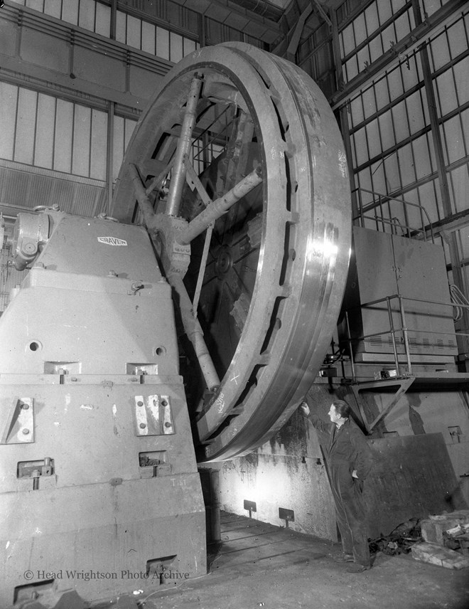 Large casting in Craven lathe