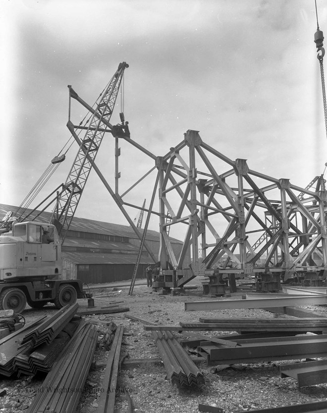 Erection of Jodrell Bank Radio Telescope