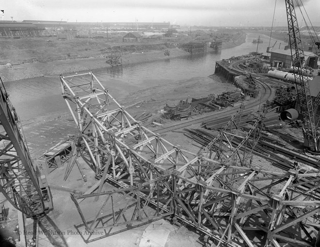 Erection of Jodrell Bank Radio Telescope