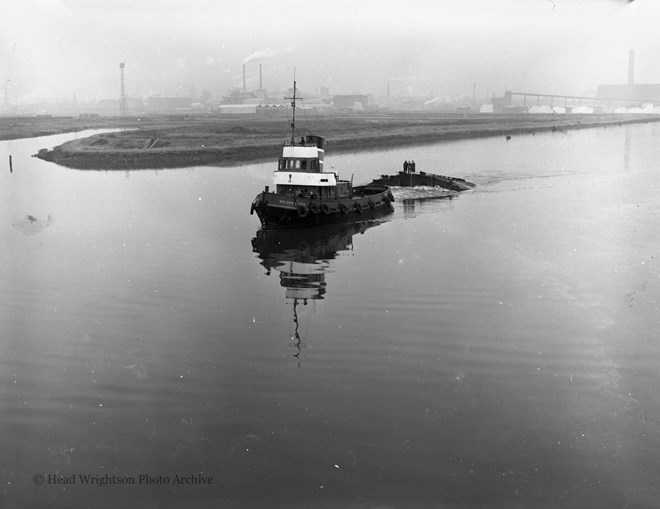 transportation of dockgate no 2 via newport (river tees)