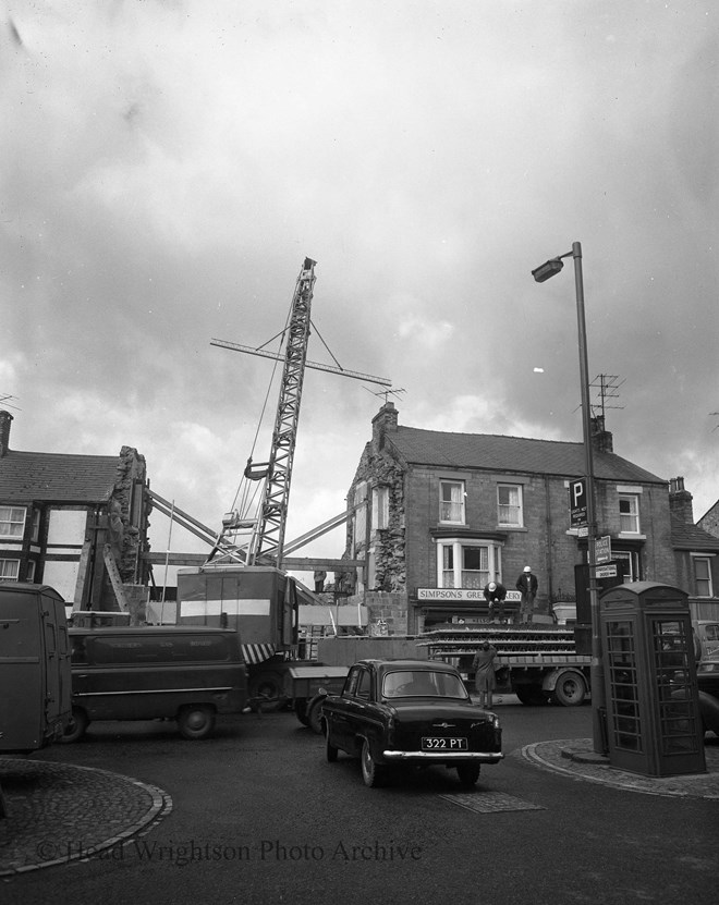 Filligree Girders being lifted into position at Barnard Castle    D.Shields