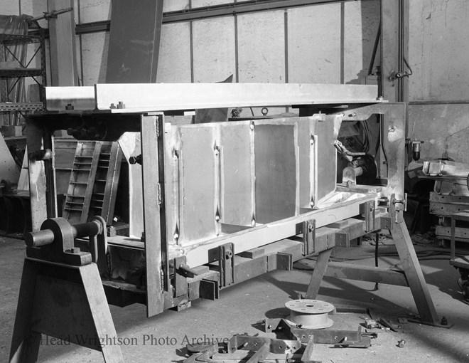 PHOTOGRAPH OF ALLUMINIUM FABRICATION AT HW STOCKTON