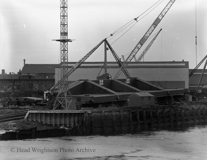 dock gate before launch