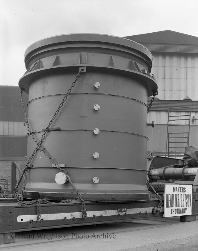 REACTOR VESSEL UNDER CONSTRUCTION AND BEING TRANSPORTED