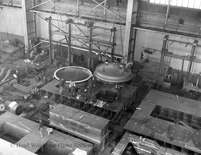 REACTOR VESSEL UNDER CONSTRUCTION AND BEING TRANSPORTED